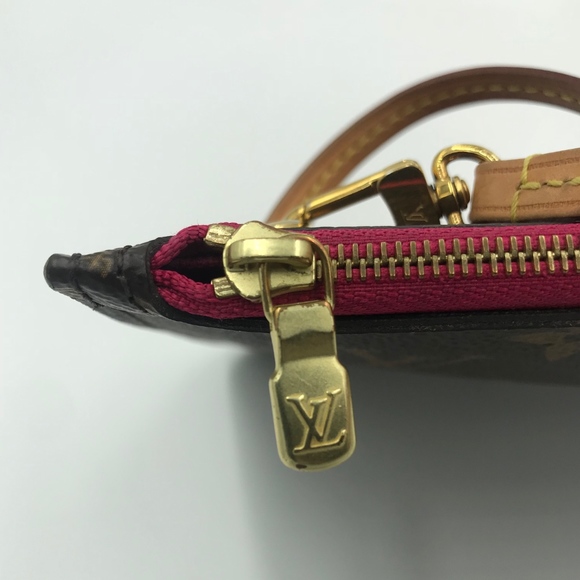 ❤️SOLD❤️Authentic Louis Vuitton  MonogramGM Clutch - Picture 3 of 8